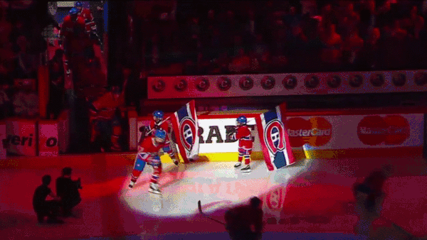 Derek Dorsett “Snowed” a Little Kid Carrying a Montreal Canadiens Flag Ahead of Game&nbsp;5