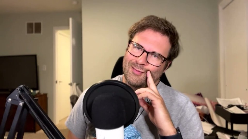 A Cordial Divorcee Dinner, My First Post-Divorce Date, Bday Cards Are BS | Giant Mess S3&nbsp;Ep15